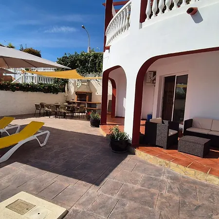 Las Colinas Holiday home *
