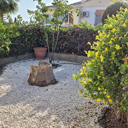 Las Colinas Holiday home